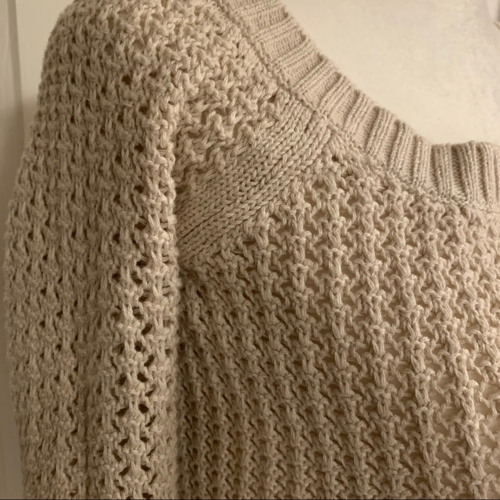 Top - Picture 3 of 7